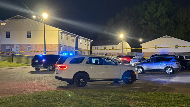 20-year-old dies after being shot at Jackson apartment complex