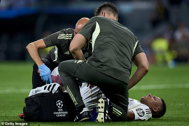 Kylian Mbappe's knee injury was misdiagnosed as Real Madrid scanned the ...