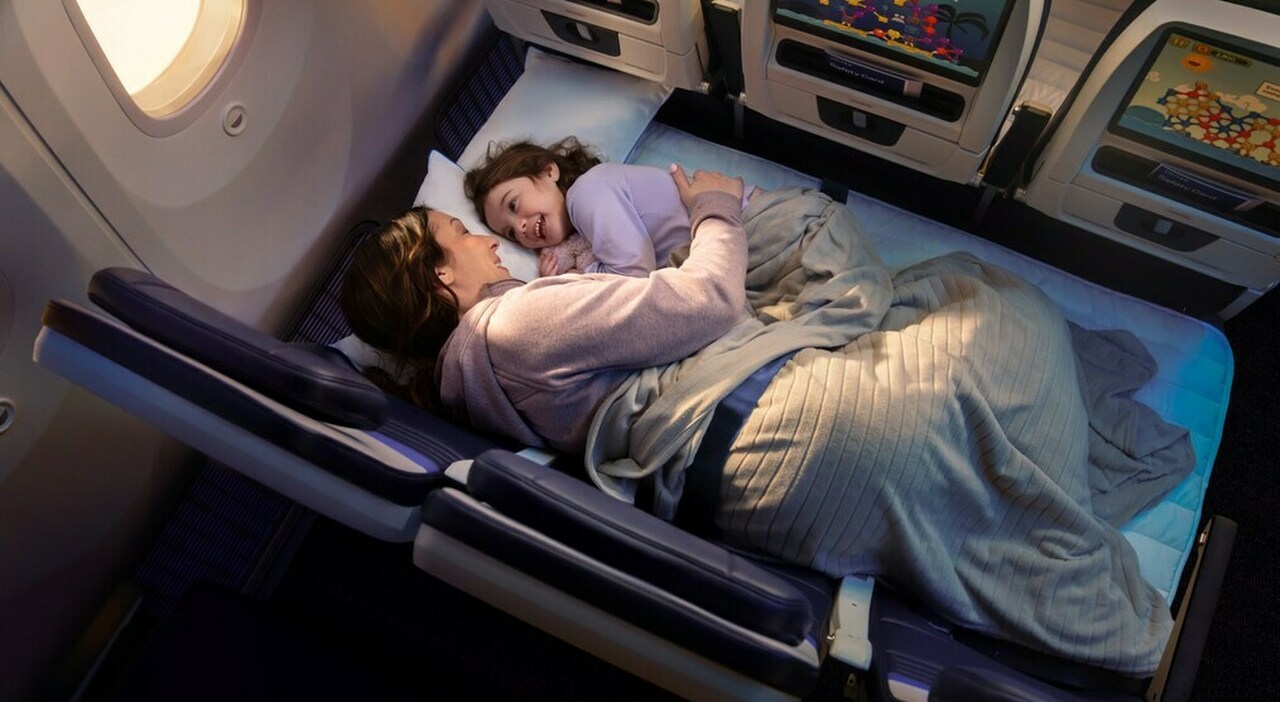 Dormire distesi in economy? Ecco come sarà possibile sui voli a lungo ...