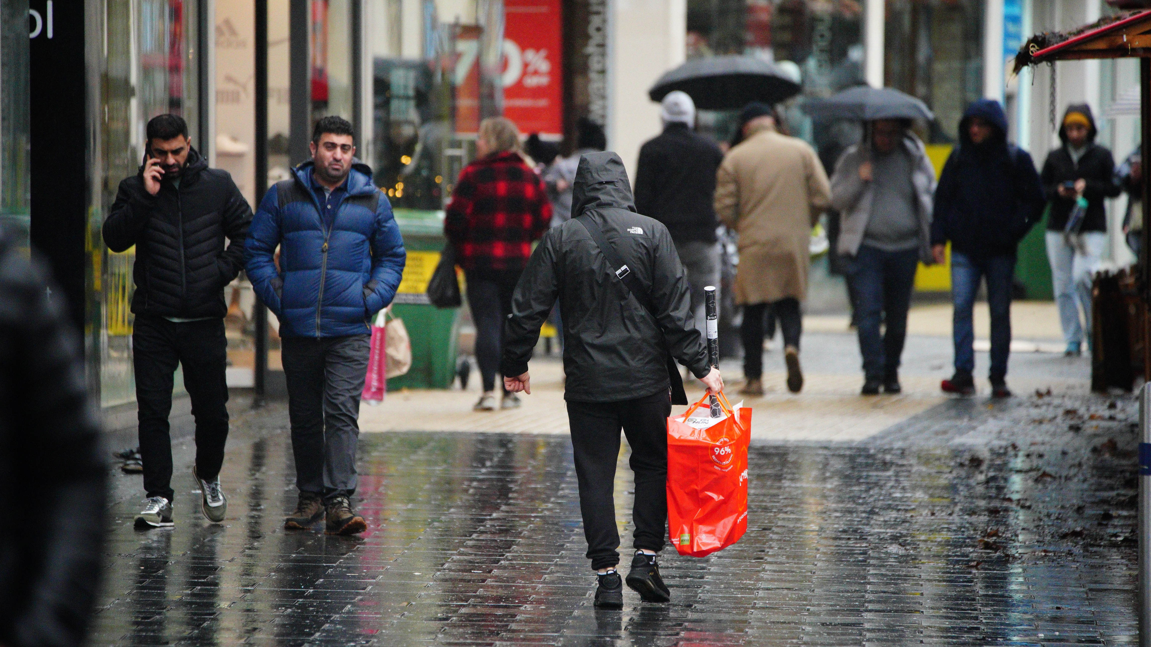 Inflation holds at 3% in 'calm before the storm' of Iran war