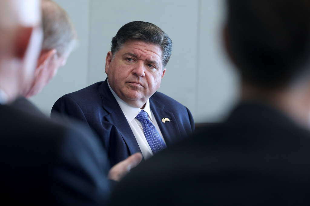 Pritzker tries to smooth over tensions after fundraising battle with ...