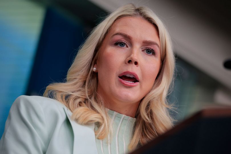 White House gives disturbing 7-word response over plummeting support ...