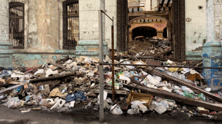 Trash overruns Havana as US fuel blockade halts garbage trucks; is ...
