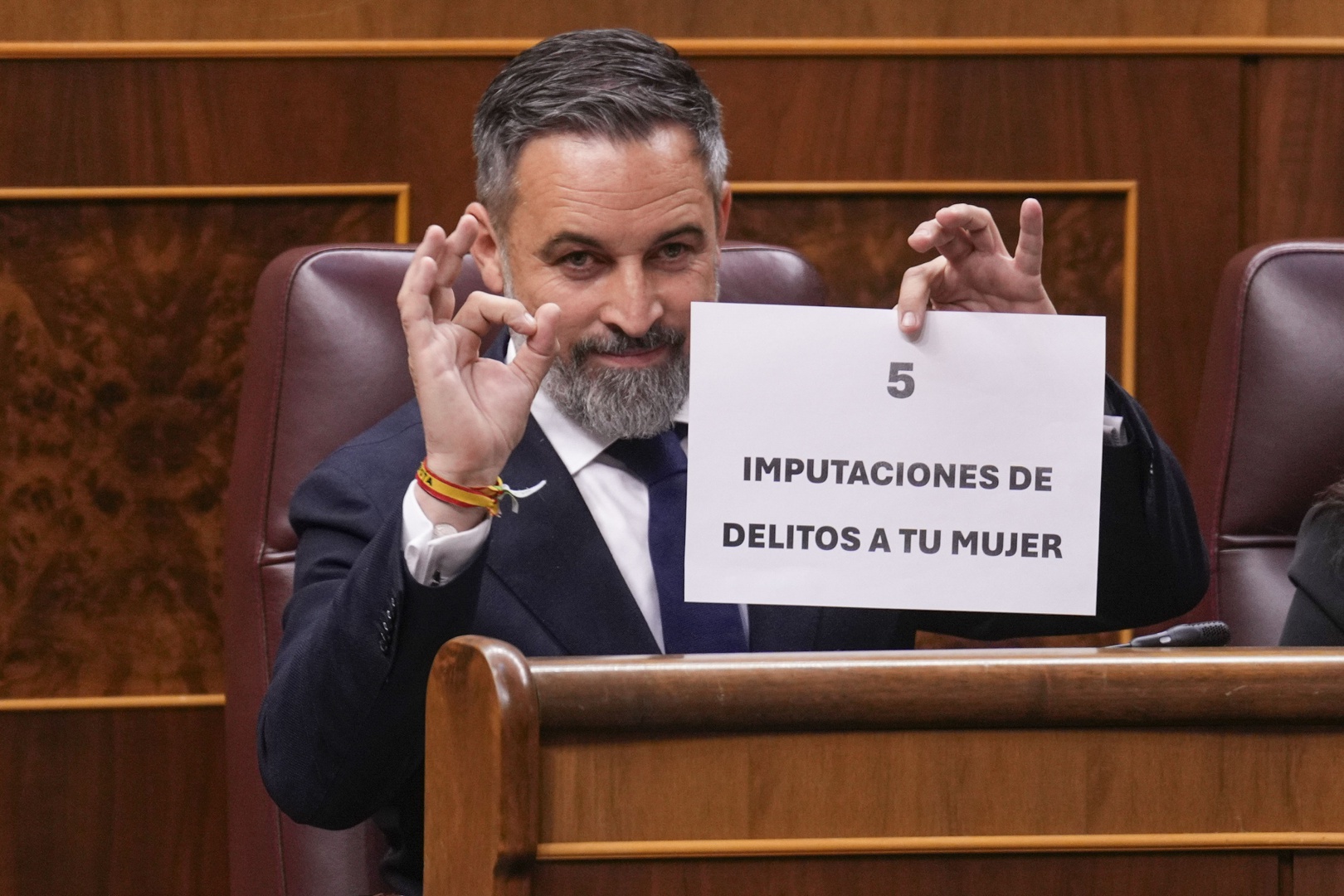 Sánchez reivindica el patriotismo de su "no a la guerra" y desdeña a ...