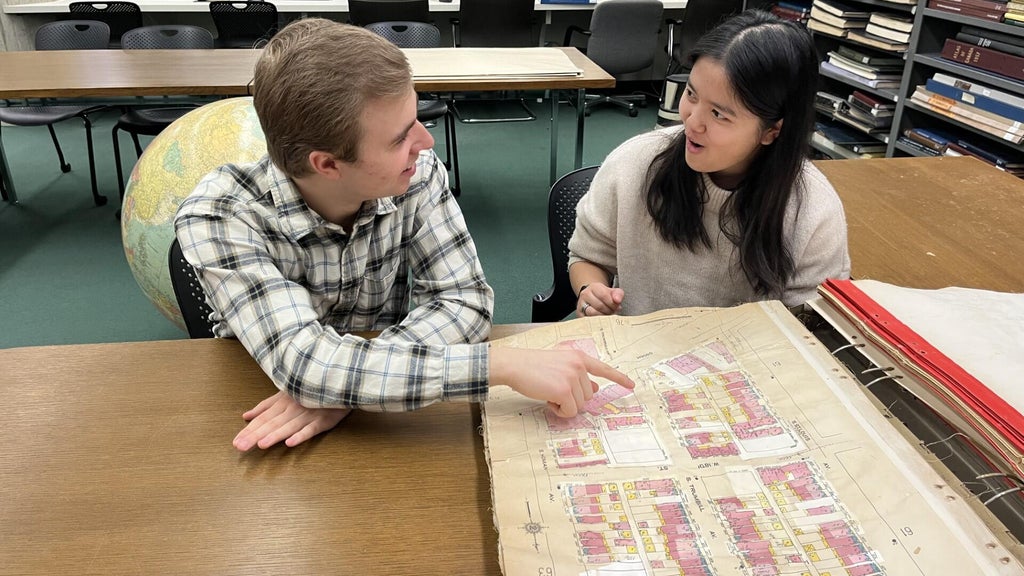 UChicago students use historic maps, state-of-the-art technology to ...