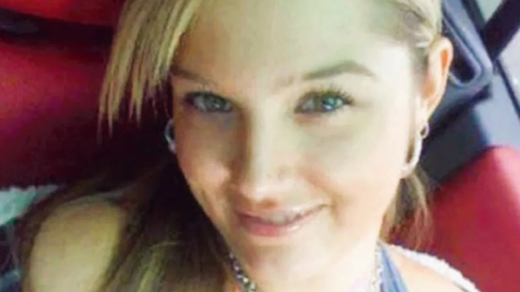 Bi kịch khi ở chung nhà với gã đồng nghiệp cuồng ghen