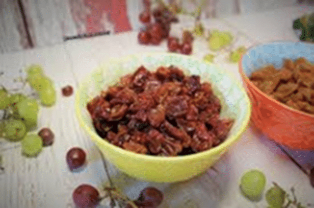 Homemade raisins: How to make raisins from grapes at home, how many ...
