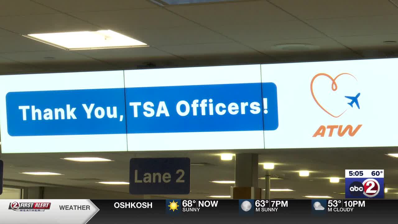 Local businesses, community rally to support TSA workers during shutdown