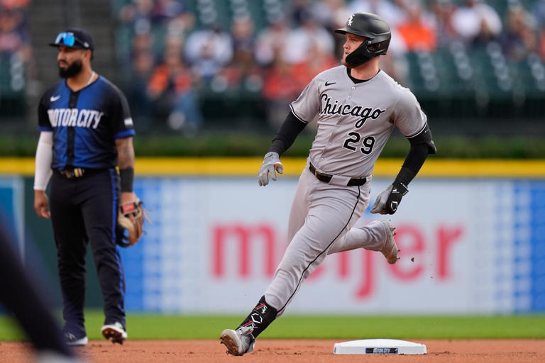 White Sox designate Curtis Mead, Korey Lee for assignment