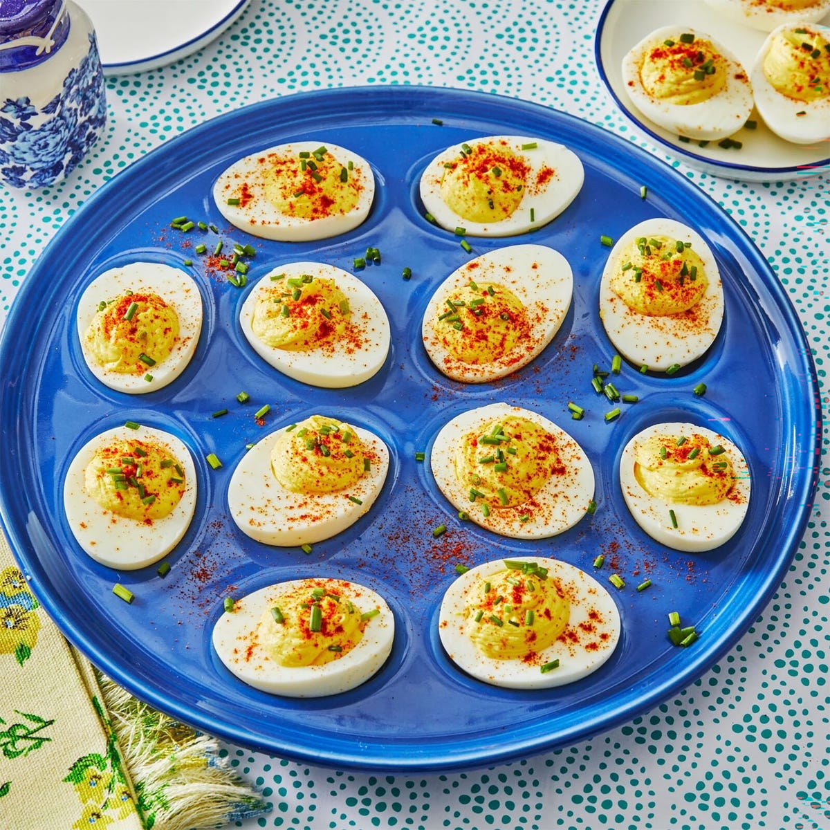 how long to hard boiled eggs last in the fridge.jpg