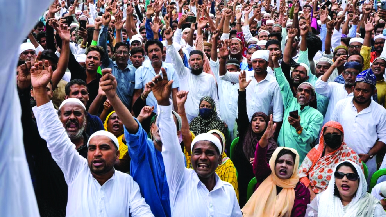 Subcontinent's Muslims: Time to reflect on borrowed identity