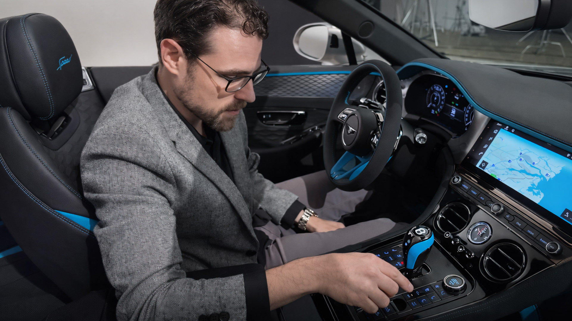 Interior review of the latest Bentley Continental GT Speed