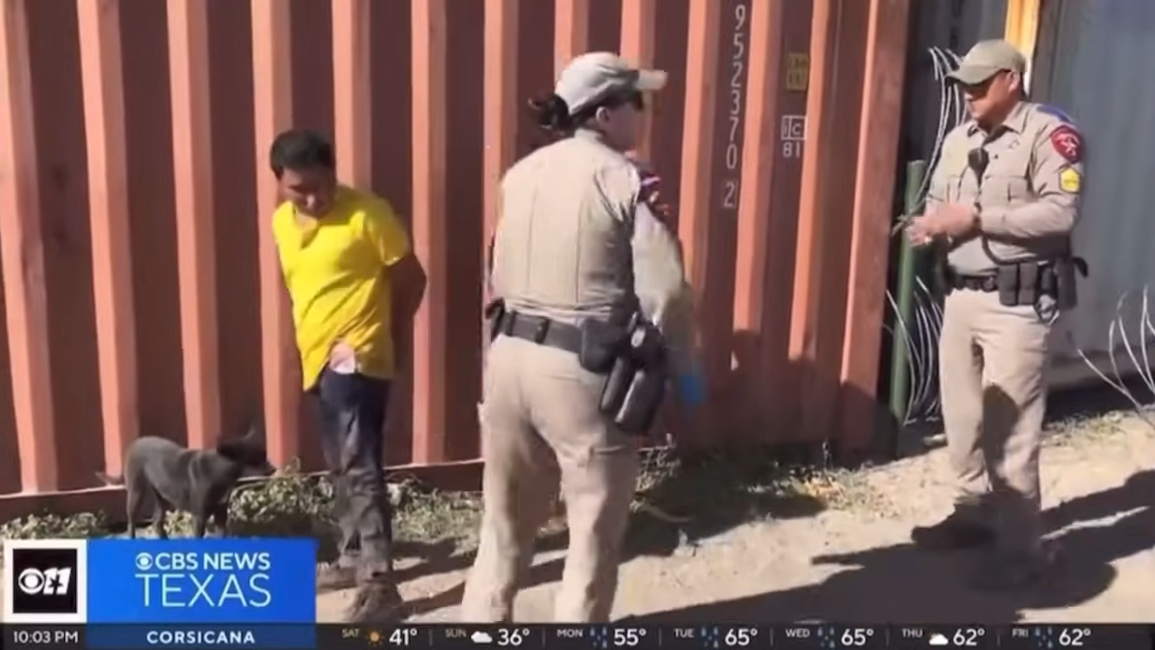 Watch how an ex-smuggler explains how the border operation really works