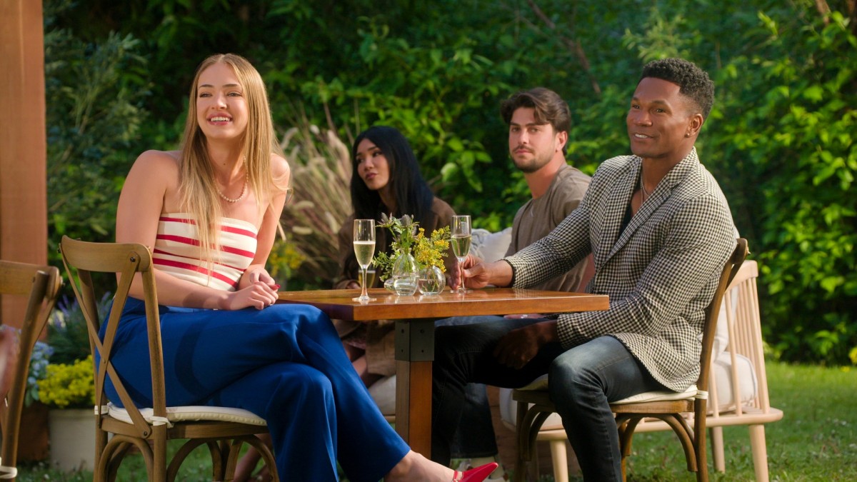 ‘Age of Attraction’: Derrick dated another cast member after Pfeifer