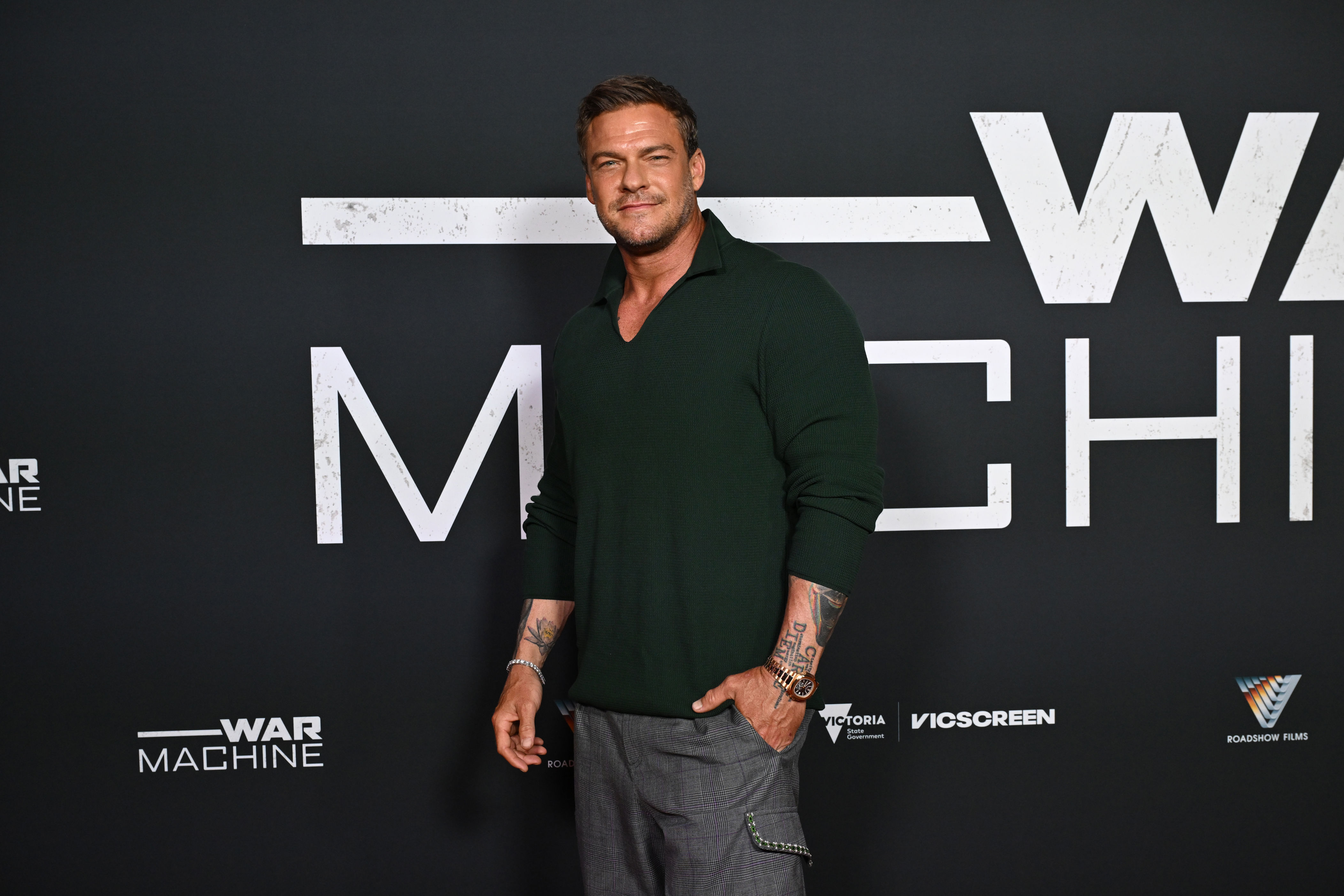 ‘Reacher’ star Alan Ritchson threatened to run over neighbor with ...