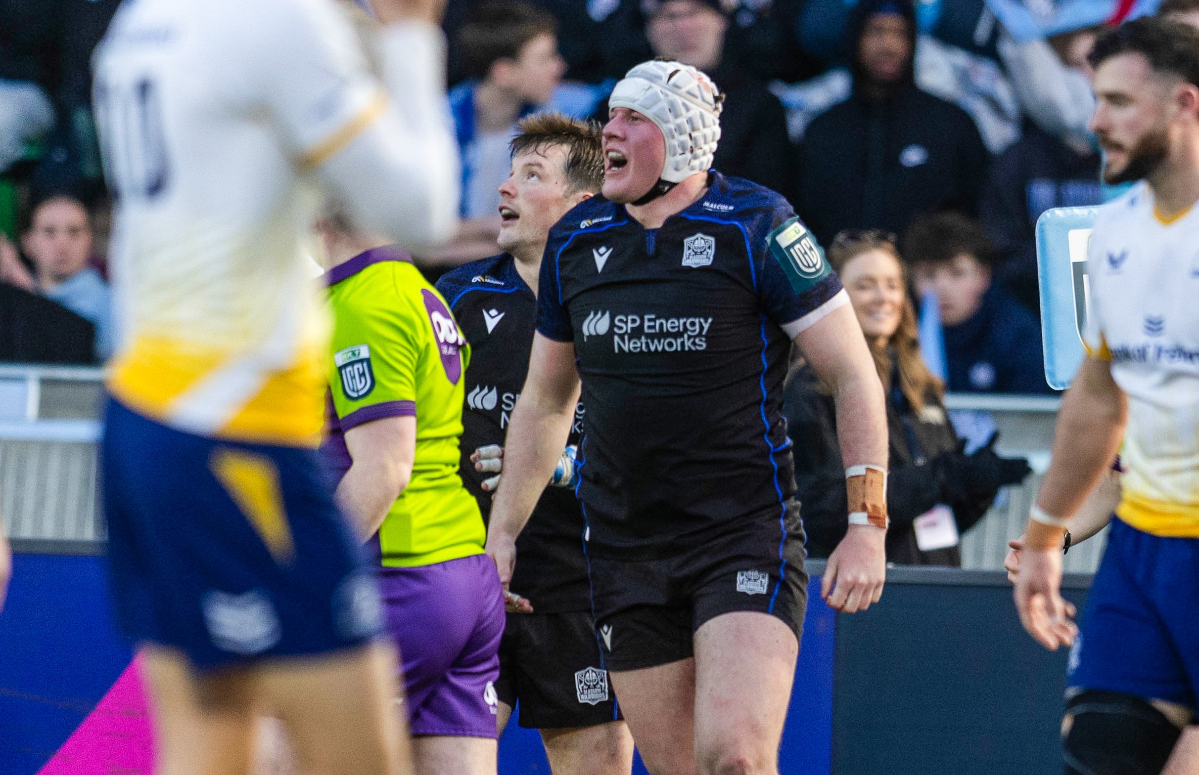 Glasgow Warriors' top try scorer pens new contract as first Scotland ...