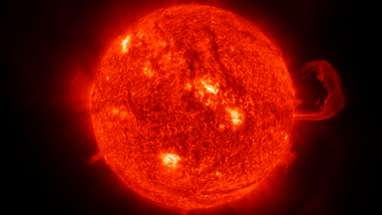 Scientists warn of major solar event that could affect technology worldwide