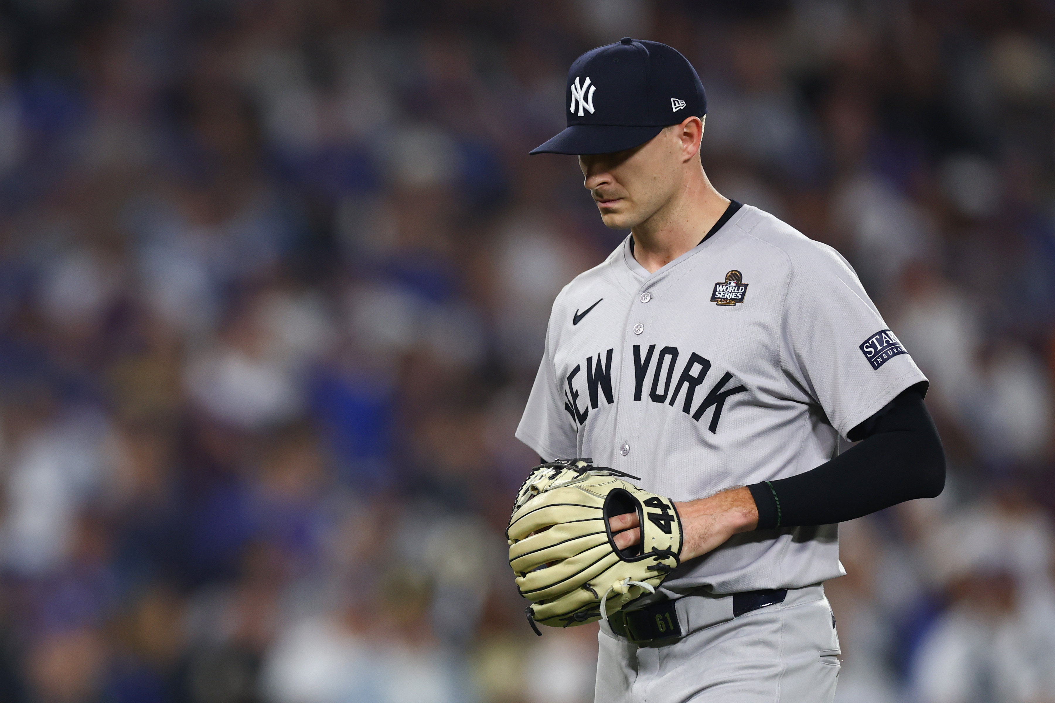 Dodgers sign ex-Yankees reliever as opening day approaches<br><br>