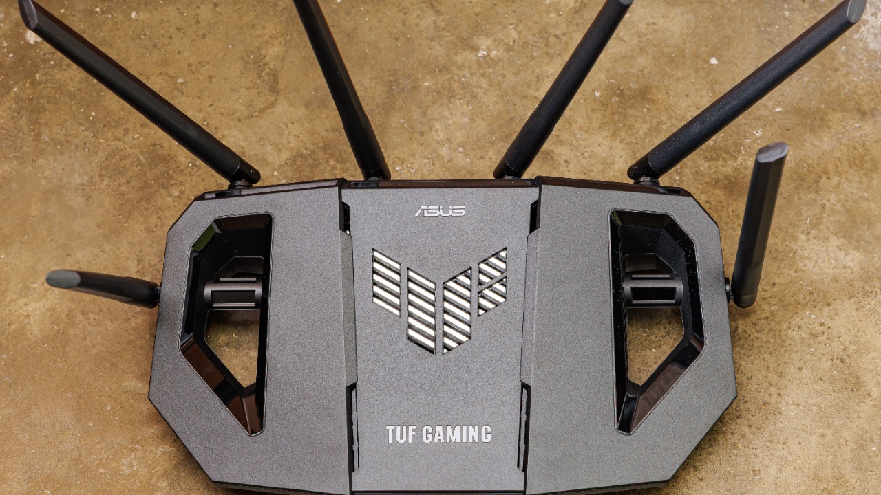 FCC bans imports of new foreign-made consumer Wi-Fi routers