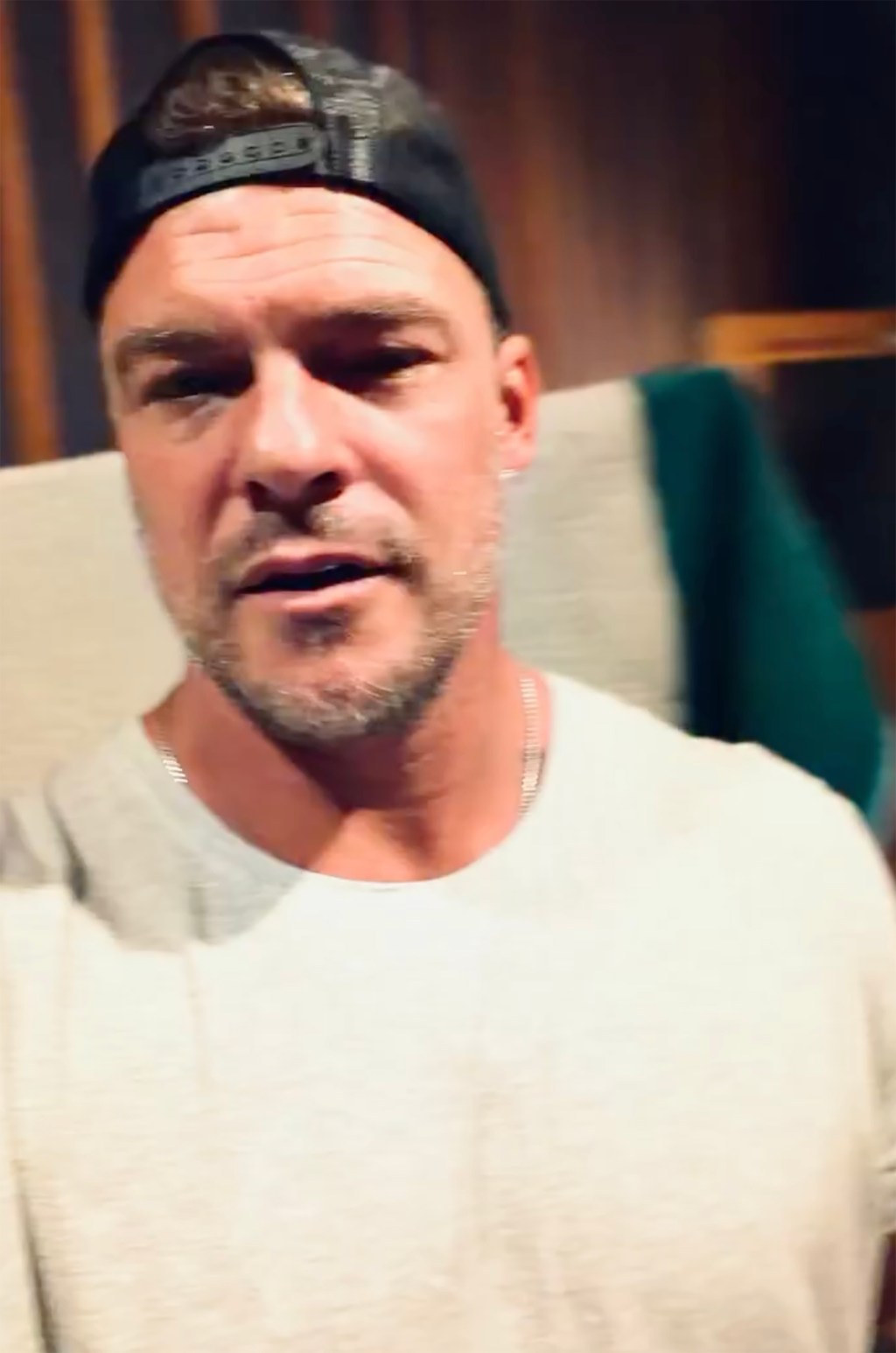 'Reacher' star Alan Ritchson addresses wild fight with neighbor for ...