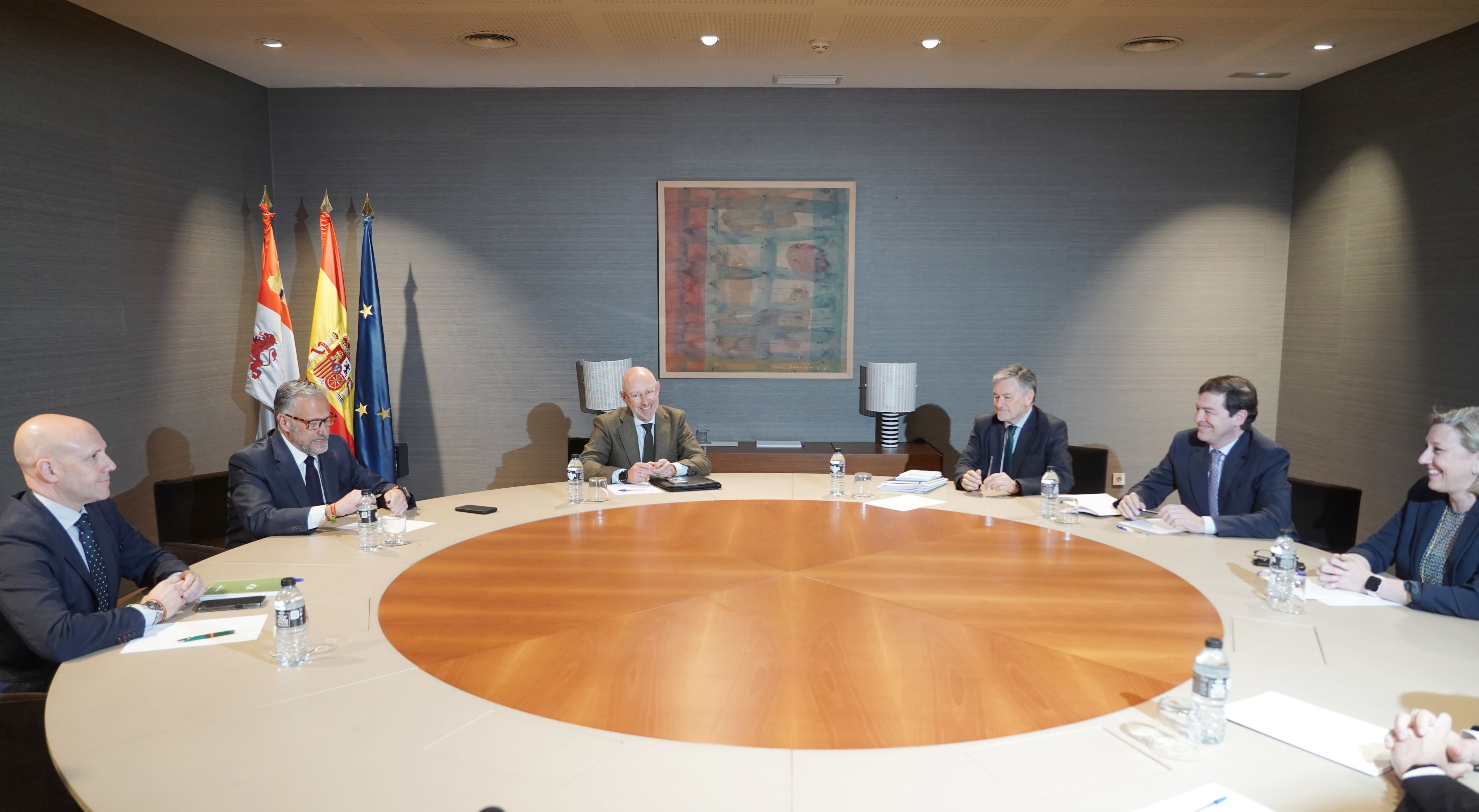 PP y Vox abren la negociación para construir un proyecto juntos que ...