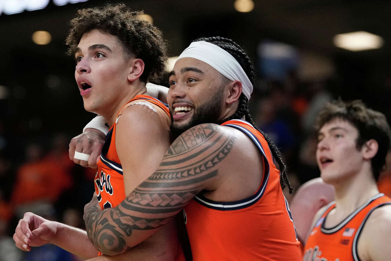 Sweet 16 How To Watch Illinois Vs Houston Basketball On TV Live