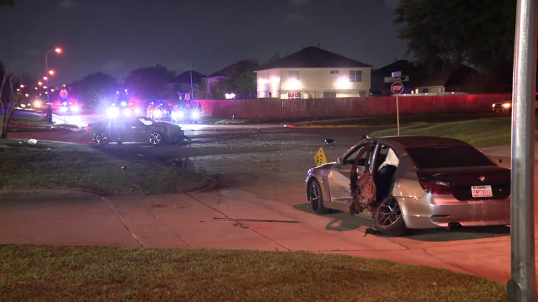 Teen killed after vehicle allegedly ran stop sign in Harris County ...