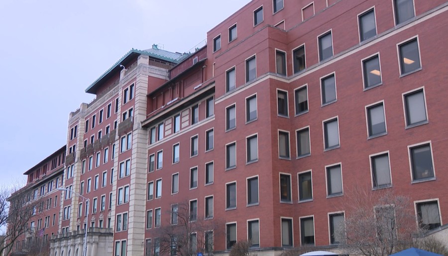 West Suburban Medical Center closing temporarily due to medical billing issue<br>