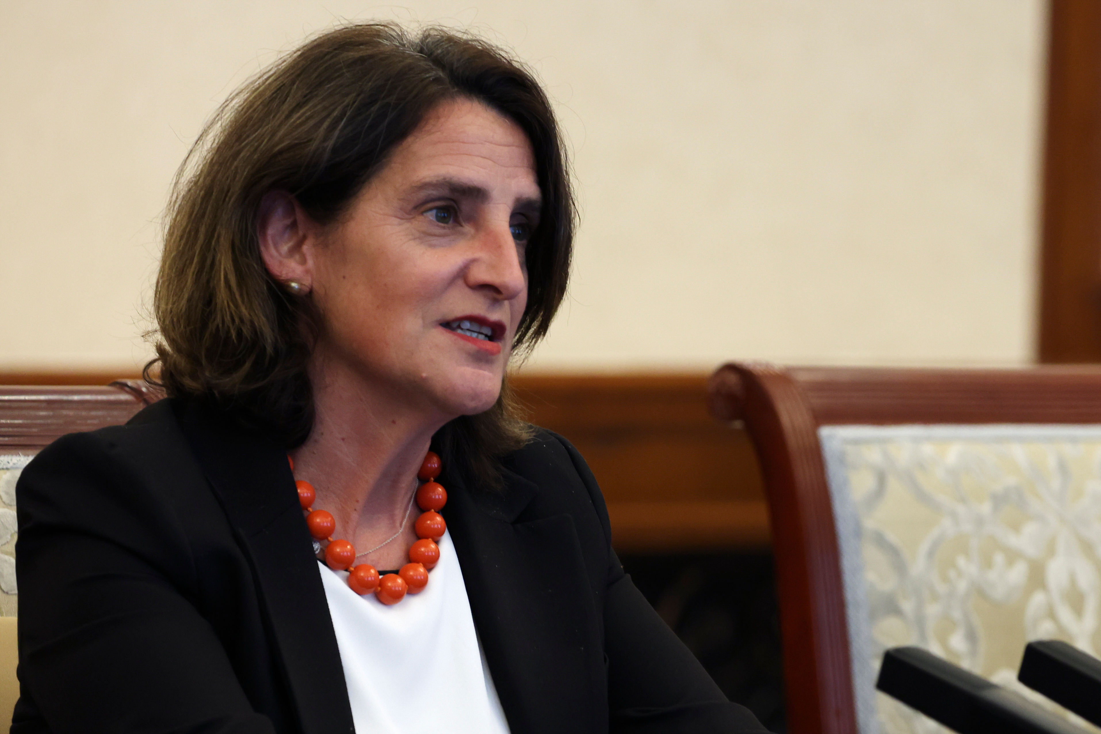 EU trustbuster deepens ties in California, brushes off Trump demands