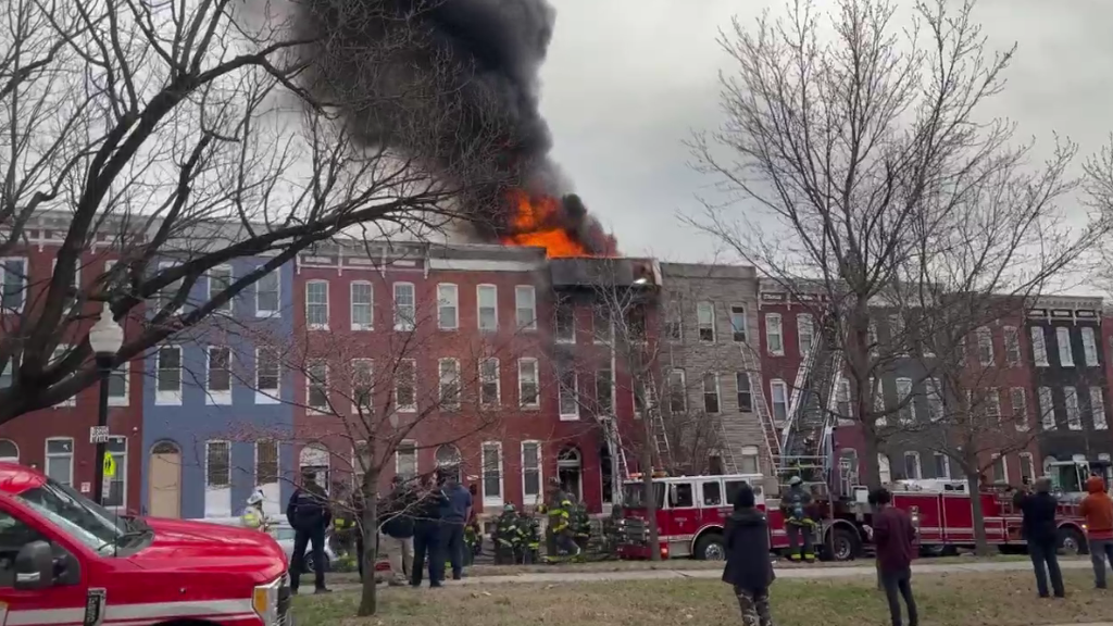 1 person injured in two-alarm building fire in Northeast Baltimore