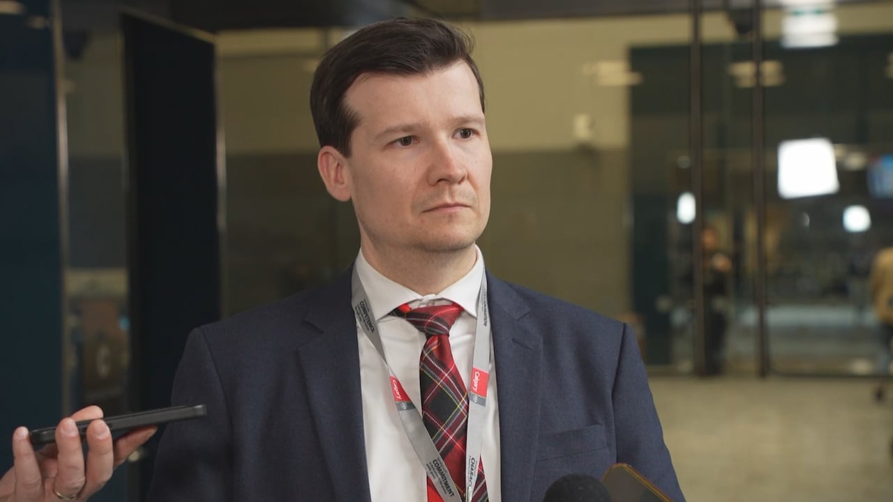 Calgary mayor calls province's focus on bike lanes 'symbolic virtue ...