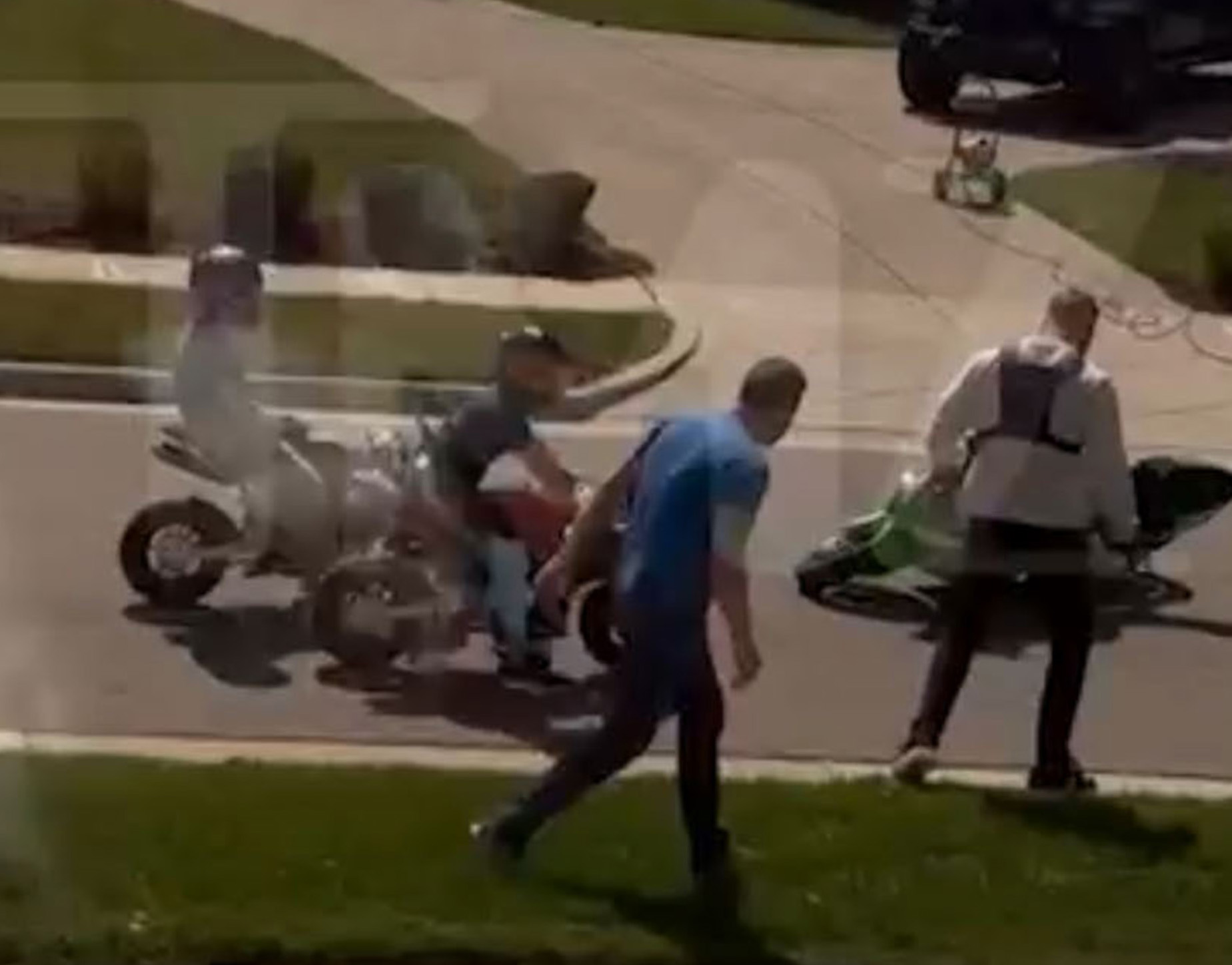 ‘Reacher’ star Alan Ritchson threatened to run over neighbor with ...