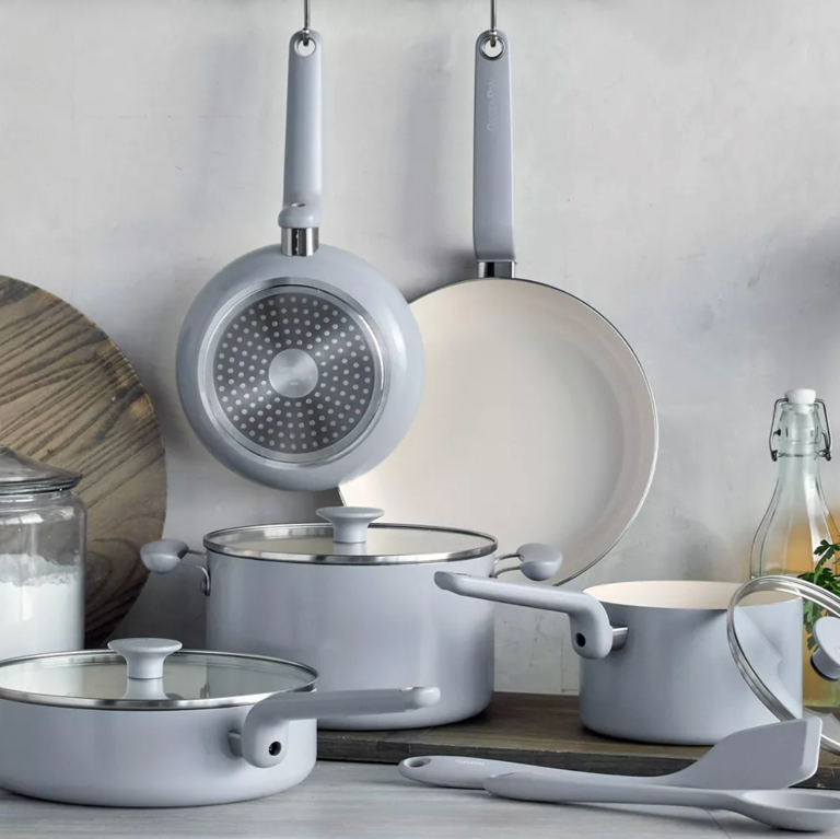 I found 11 best spring cookware sales with up to $1,090 off 🍳