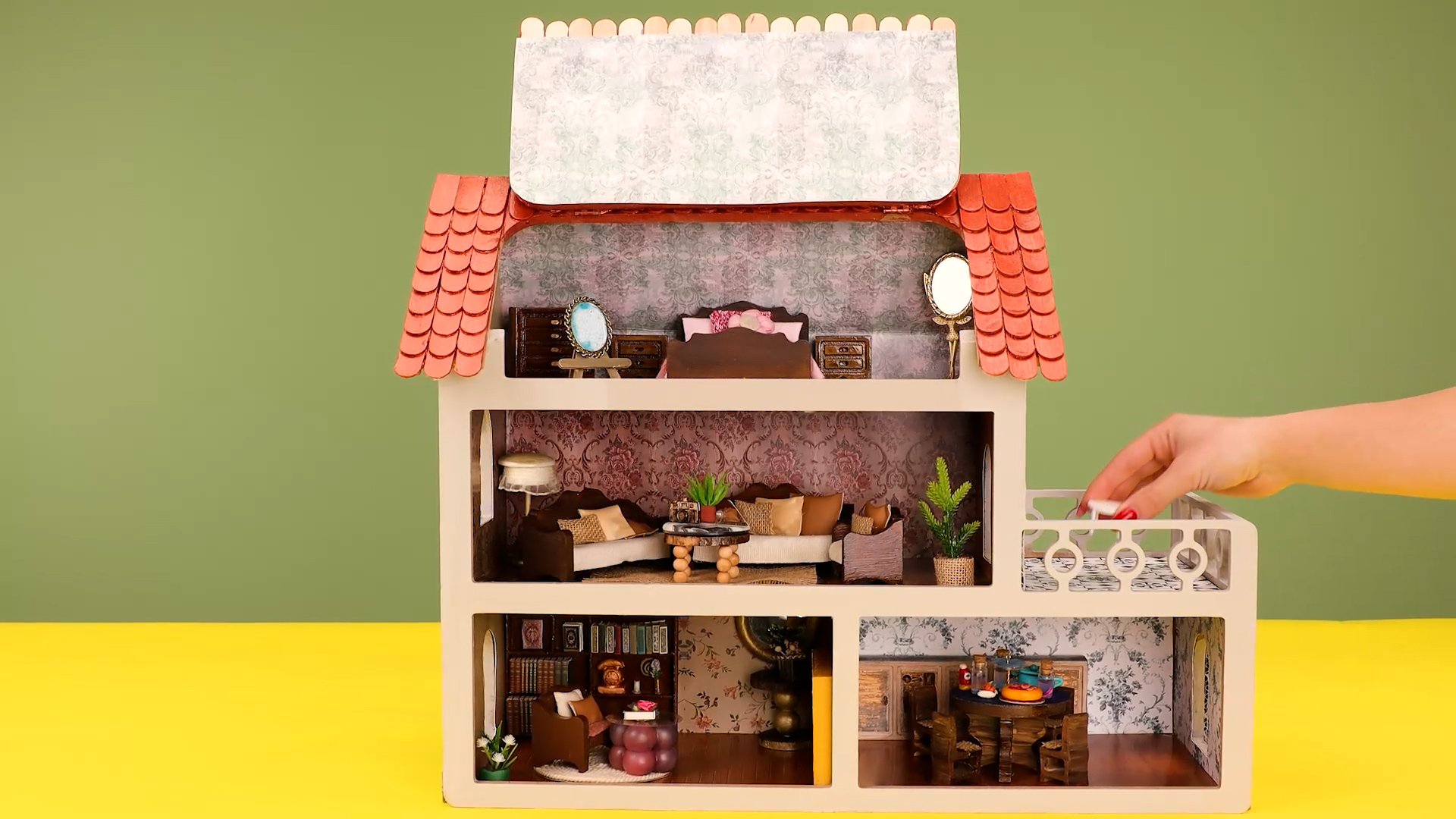 Toyvian Casa de muñecas Mini piscina, con anillo de natación y silla de playa en miniatura, decoraciones para casa de muñecas, accesorios de verano, juguetes en miniatura, regalo para la playa