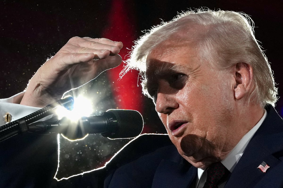 Trump warns Iran 'it won't be pretty' as he eyes huge war 'final blow'