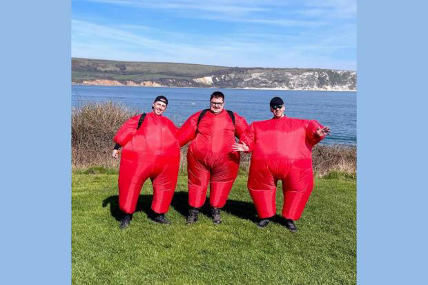 Three Somerset friends complete 30-mile walk in inflatable red noses