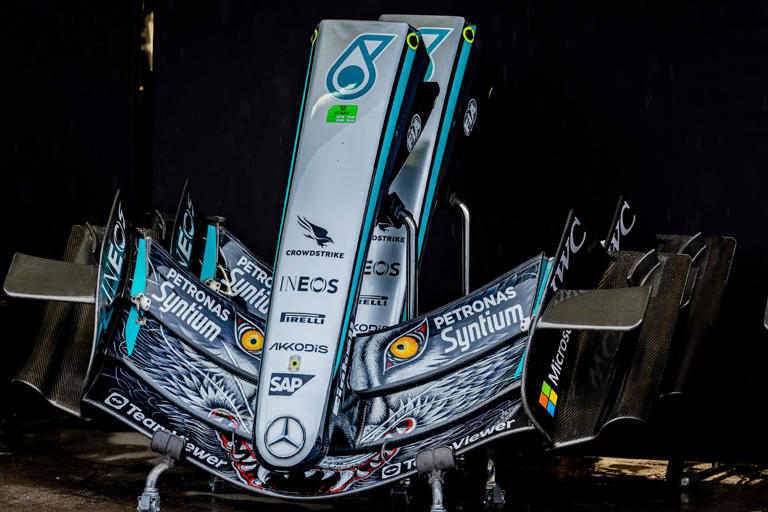 Mercedes' two-phase front wing activation a reliability issue, not an ...