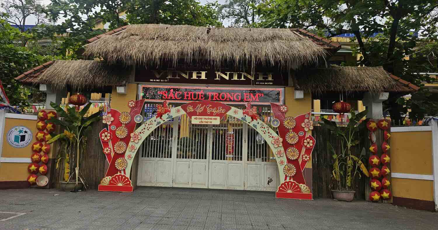 Cô giáo ở Huế dùng thước đánh học sinh: Chấn thương chứ không gãy tay