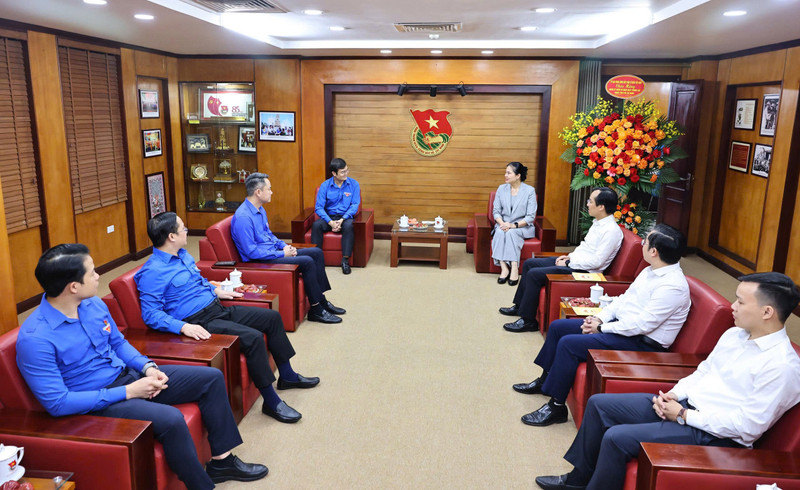 Lãnh đạo Ủy ban Trung ương MTTQ Việt Nam thăm, chúc mừng Trung ương Đoàn