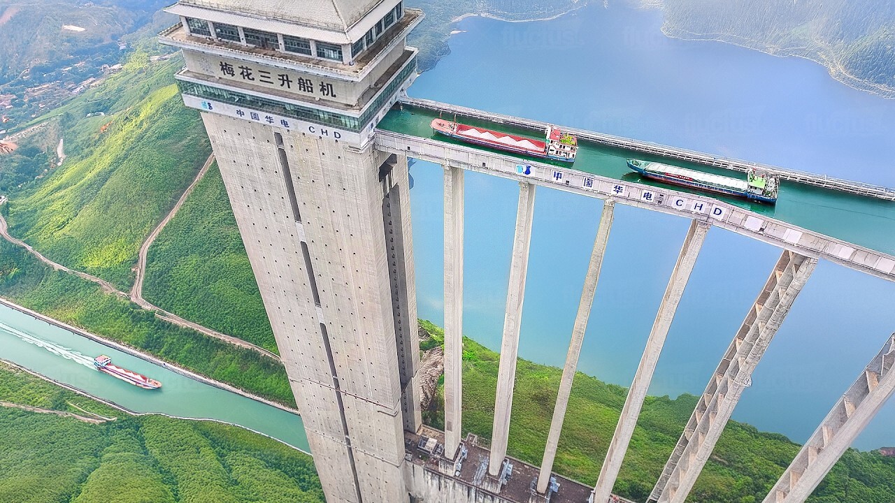 Riding China’s scary high ship elevator to cross a mountain
