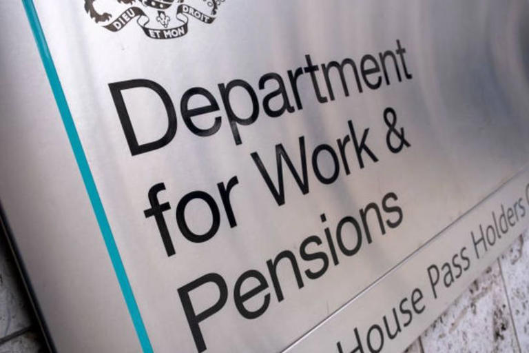 DWP issues 'major' announcement targeting benefits claimants born in ...