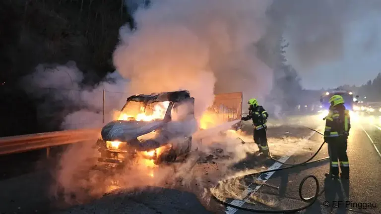 ©FF Pinggau Die Feuerwehr stand mit 36 Kräften im Einsatz.
