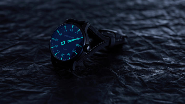 This single-hand MeisterSinger watch comes alive at night