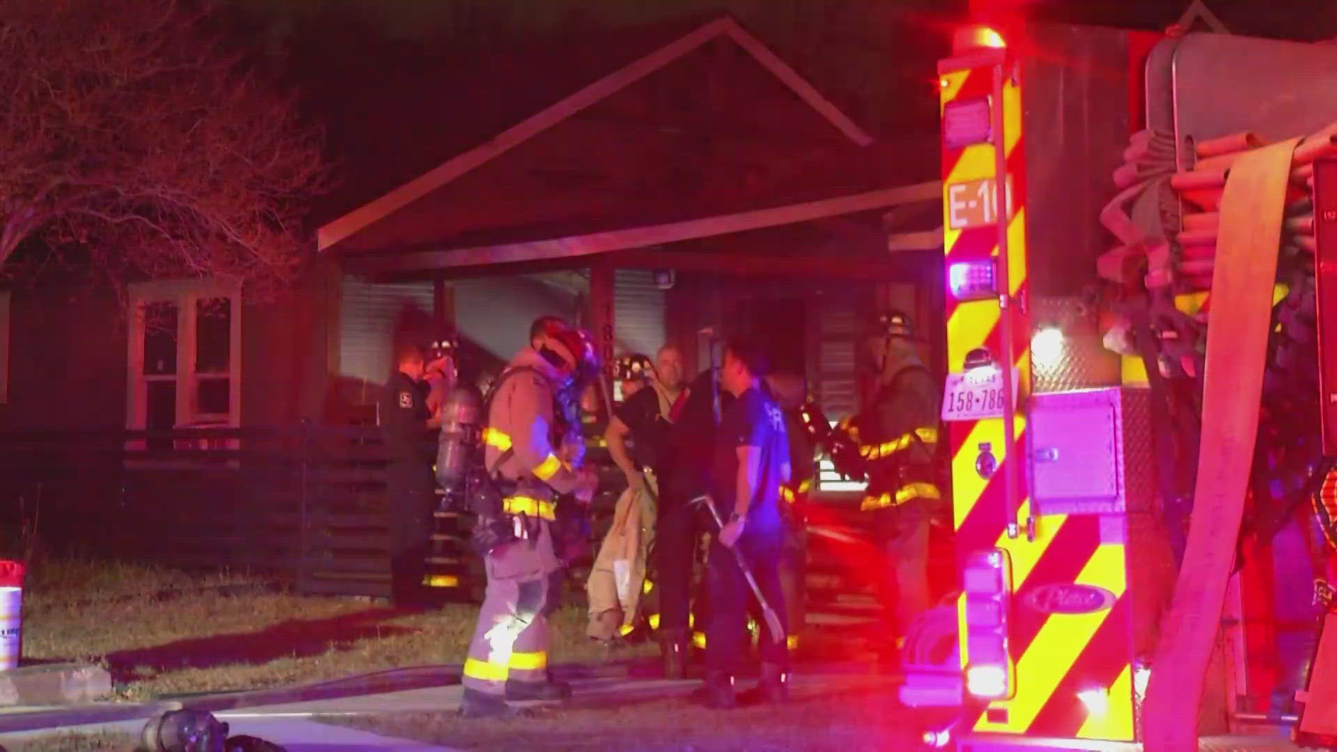 Fire damages home northwest of downtown San Antonio, spreads to ...
