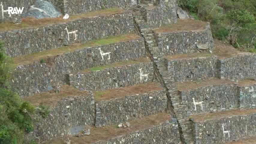 Un code ancien gravé dans la pierre ? Les chercheurs hésitent