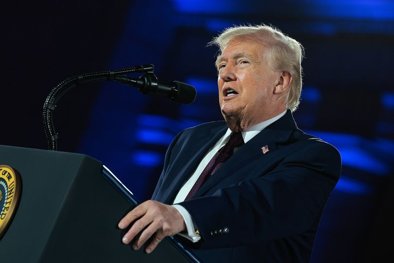 Trump's blinding skin 'dipped in baby oil' amid fears over his eyes and ...