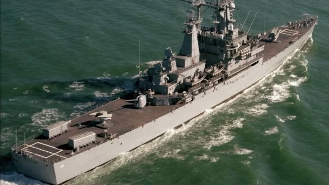 Throwback To Virginia-Class Cruisers Firing Tomahawks Into Iraq