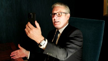 Keir Starmer does FaceTime call with BAE apprentices