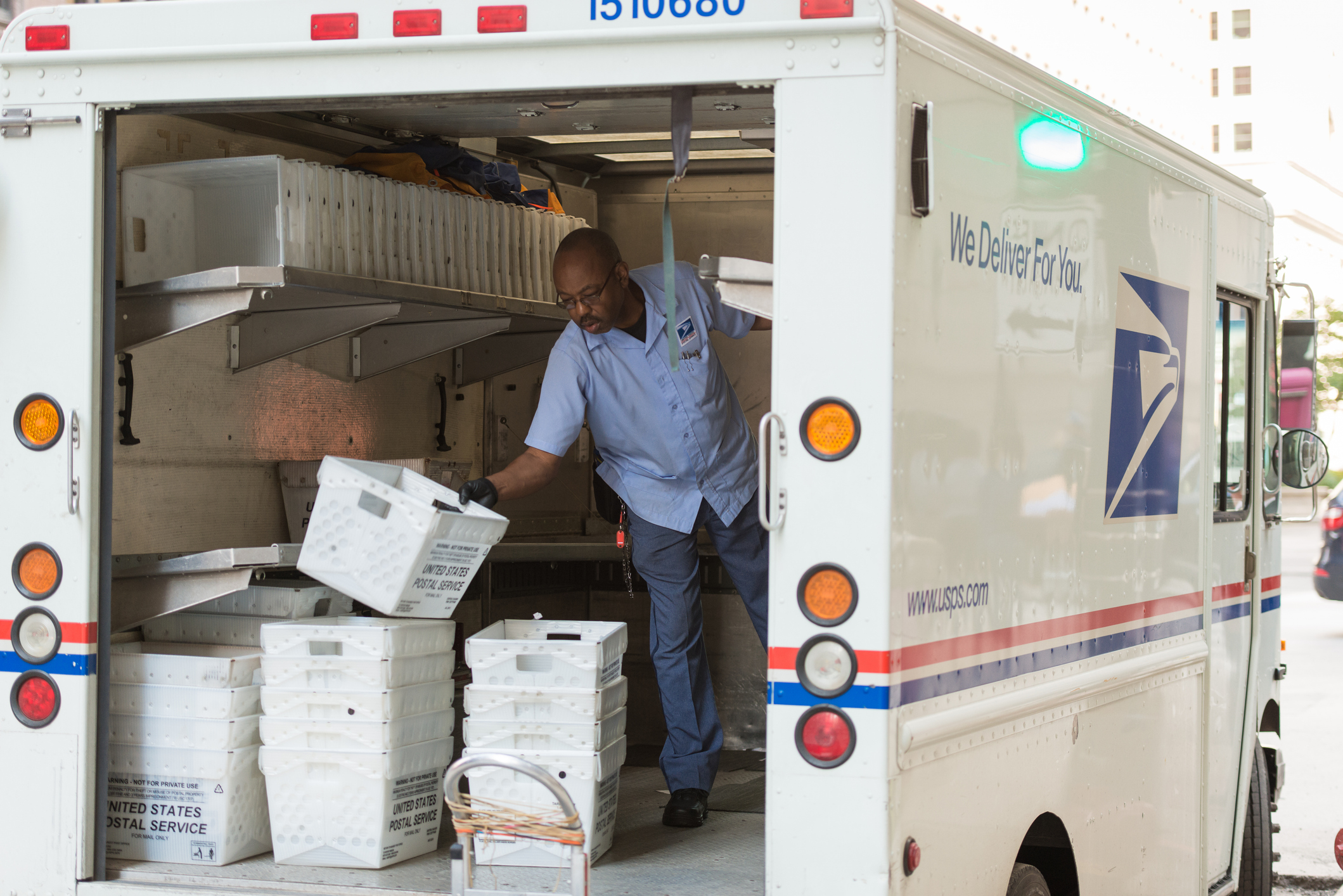 USPS to test new method of counting Americans in 2030 census