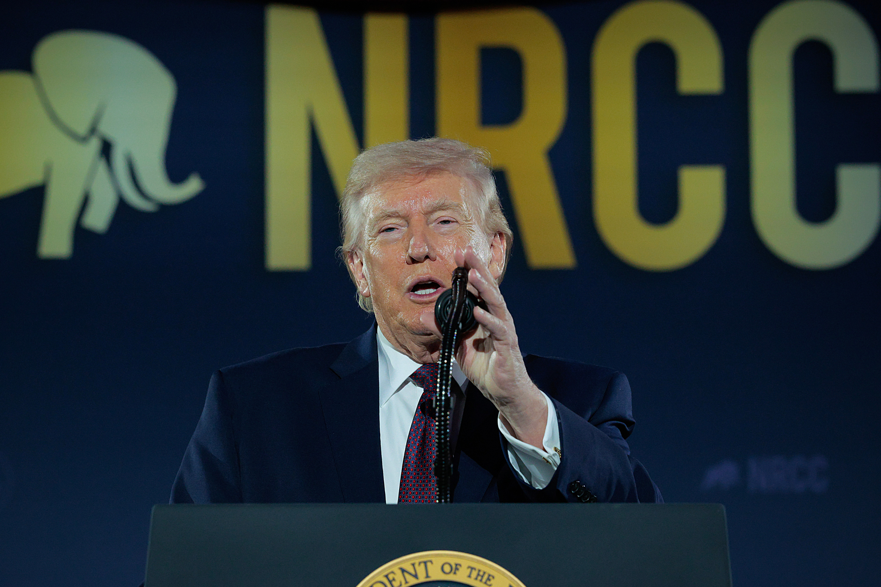 Trump approval rating hits new low in Nate Silver tracker<br><br>